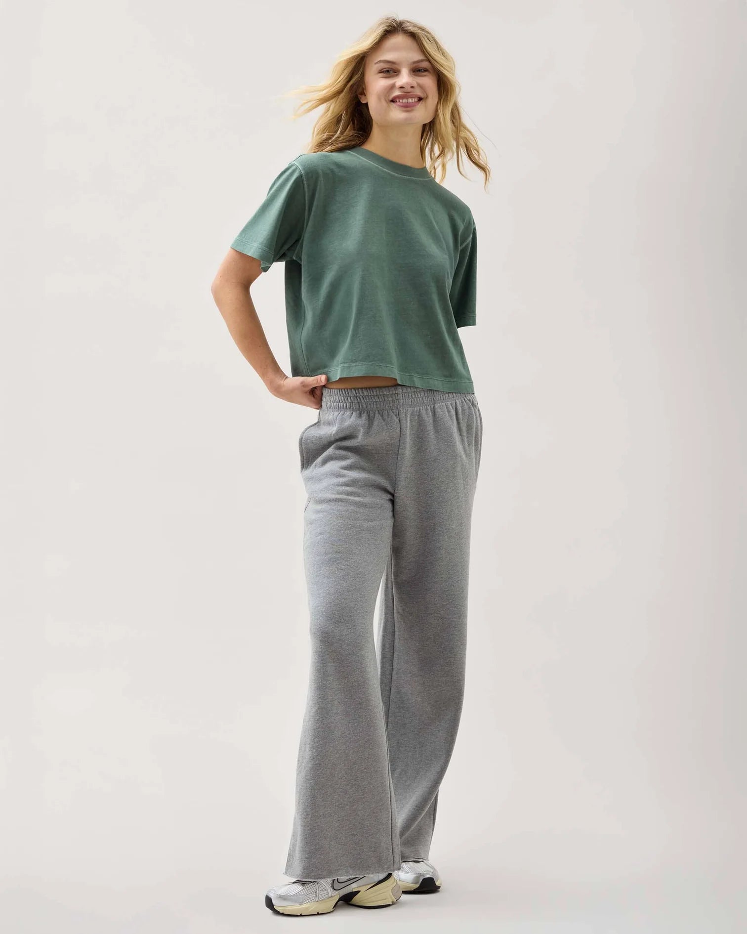 RELAXED CROP TEE