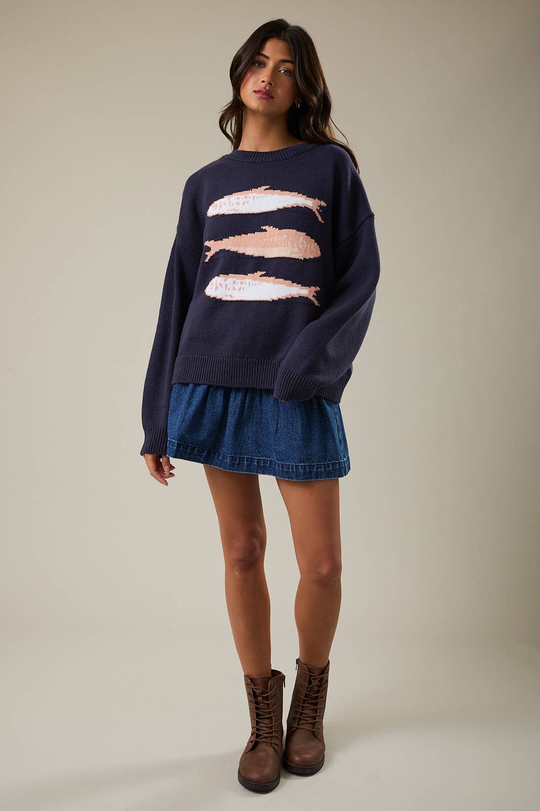ROUND NECK SARDINES SWEATER