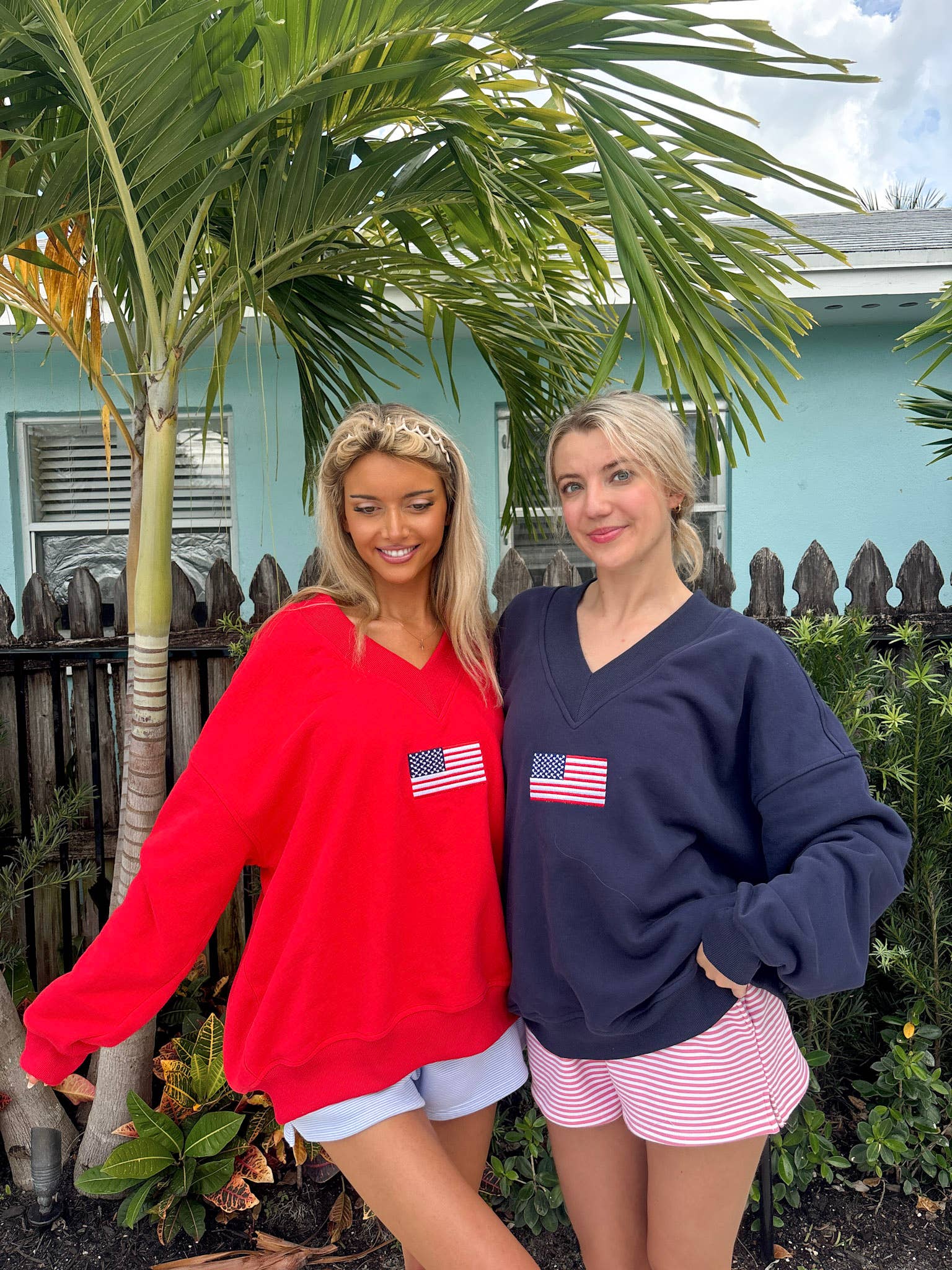 AMERICAN FLAG EMBROIDERED V-NECK SWEATSHIRT