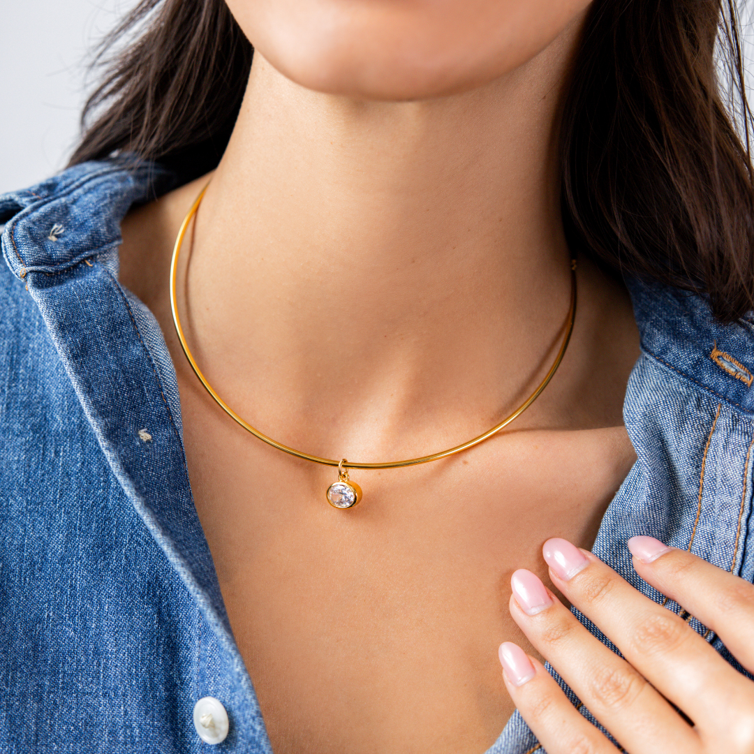 OVAL CRYSTAL COLLAR NECKLACE