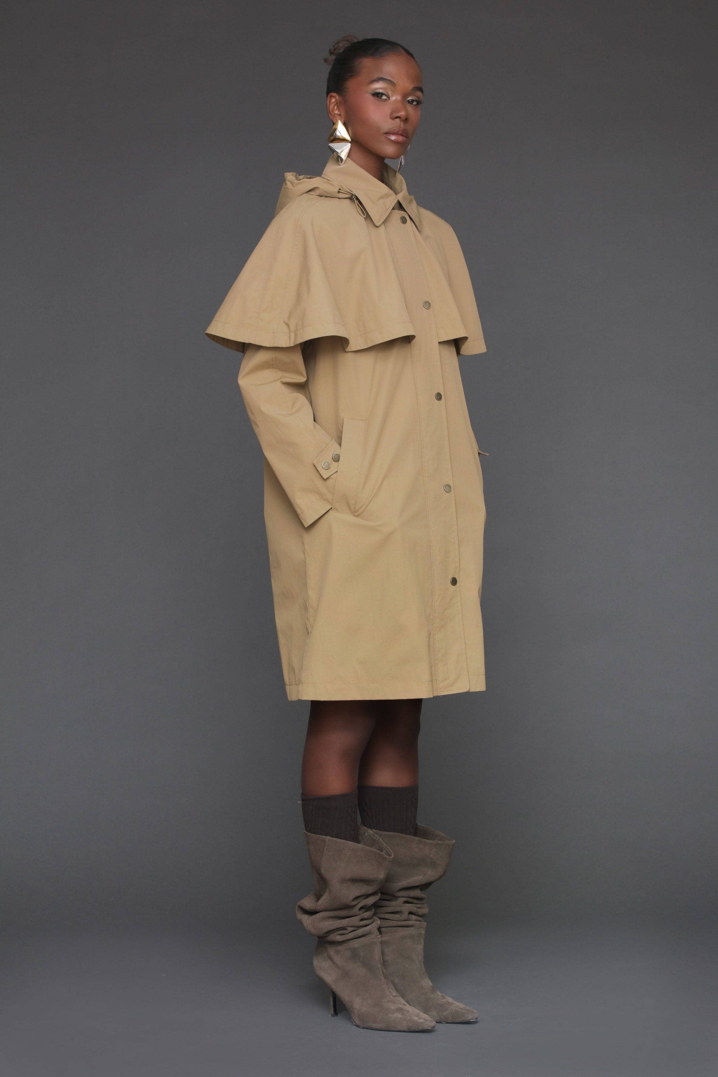 CAPE RAINCOAT