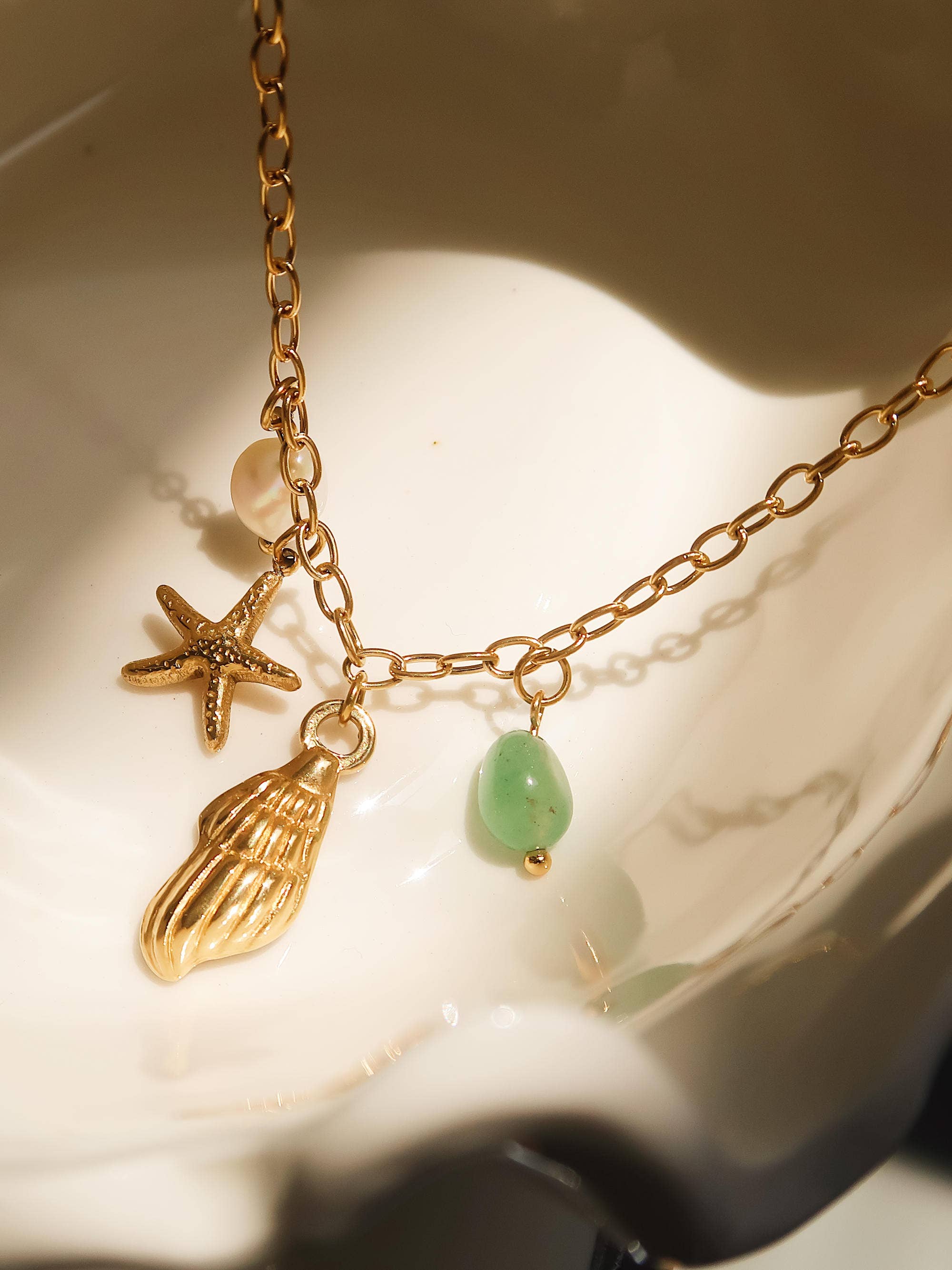 BONBON 18K GOLD NON-TARNISH PEARL AND SHELL CHARM NECKLACE