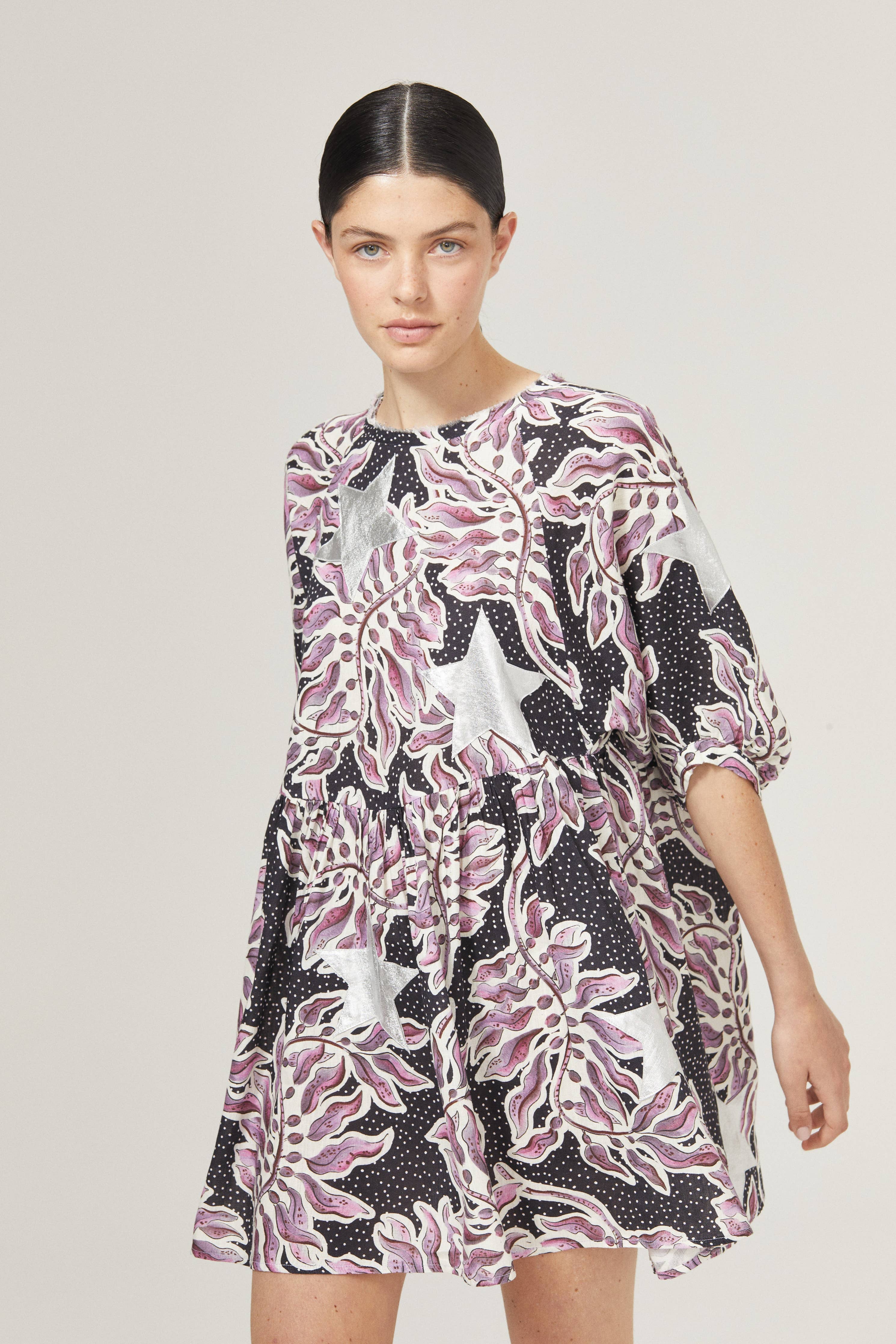 ALCALA LINEN DRESS in Lavender Sky with Silver Stars