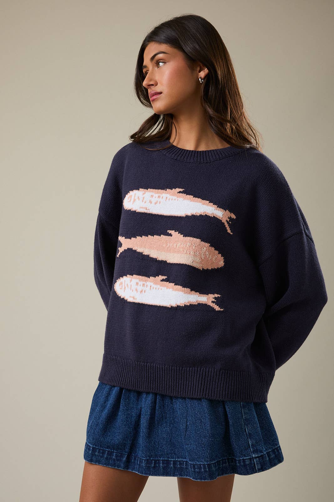 ROUND NECK SARDINES SWEATER