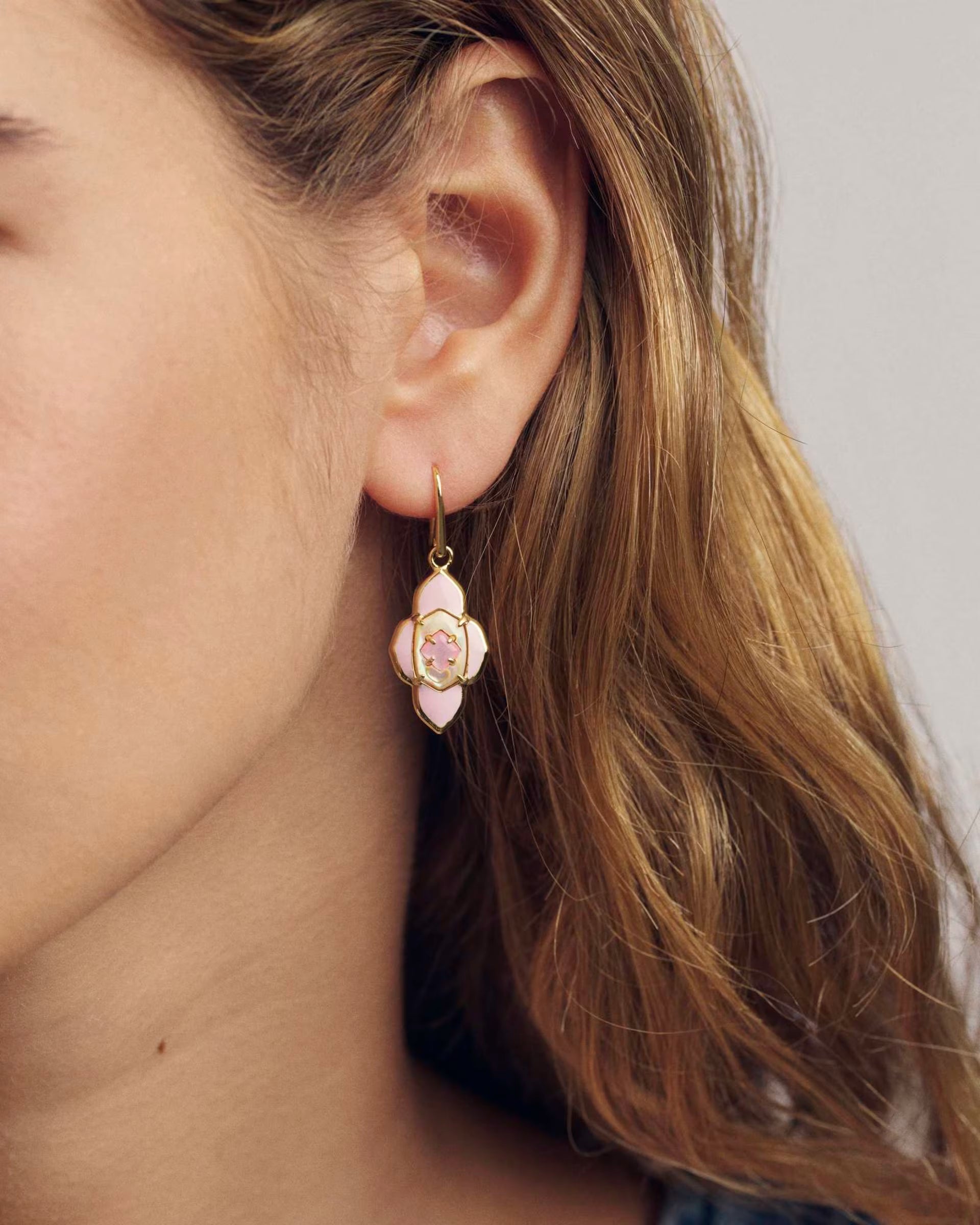 ABBIE MEDALLION SMALL DROP EARRINGS