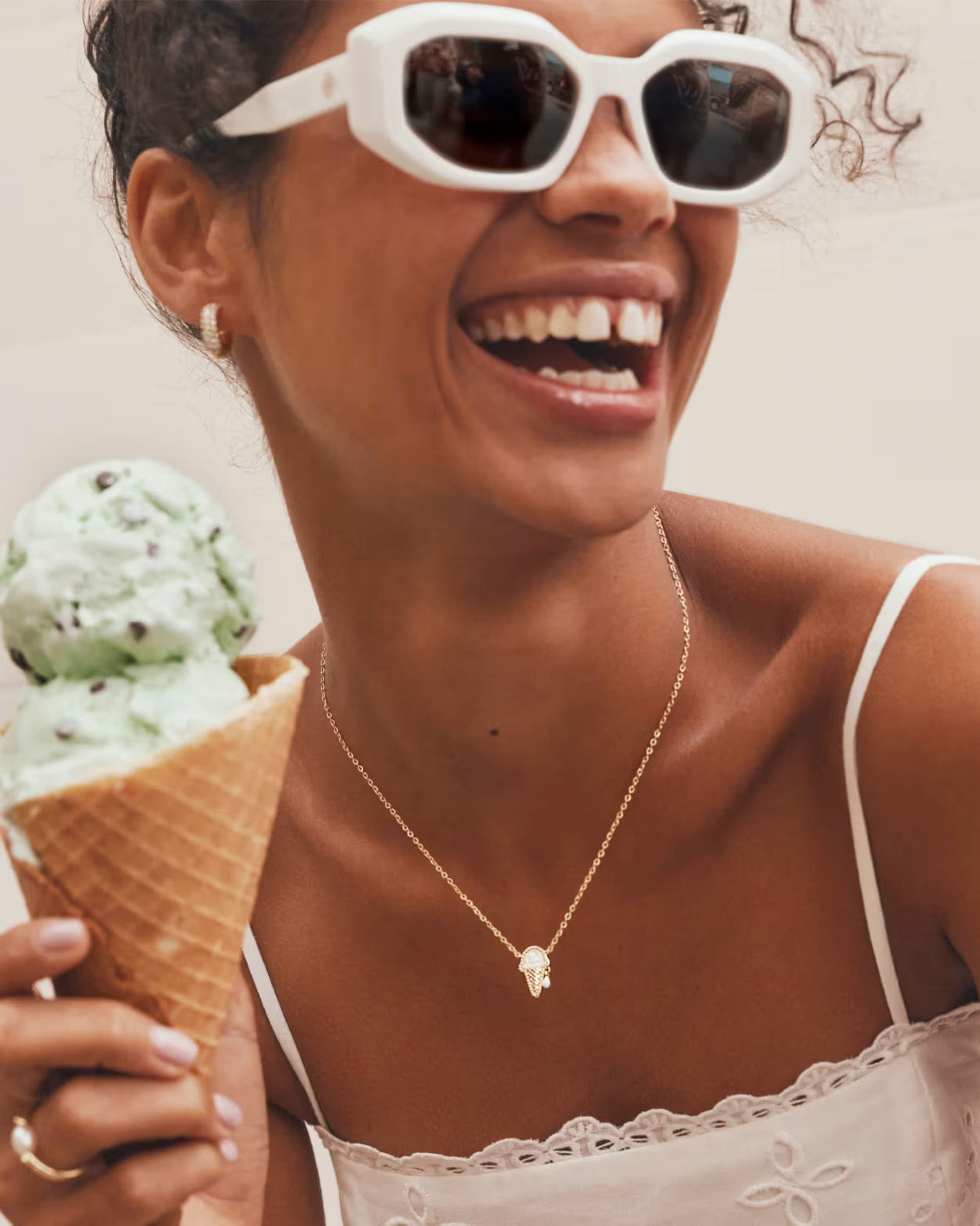 ICE CREAM GOLD SHORT PENDANT NECKLACE