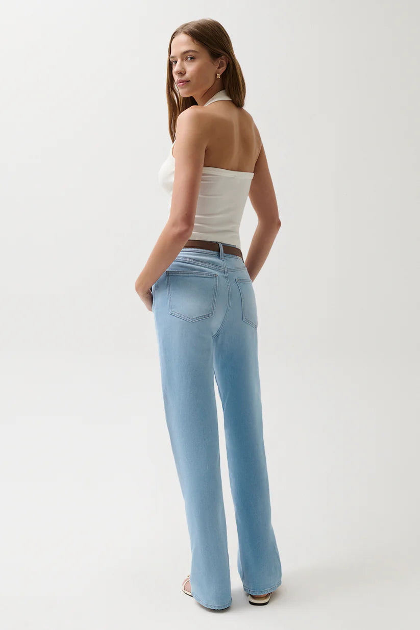 EVIE SLIM BOOT DENIM