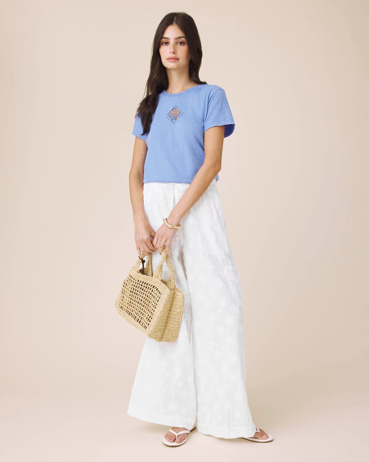 SEASHELL EMBROIDERY TEE