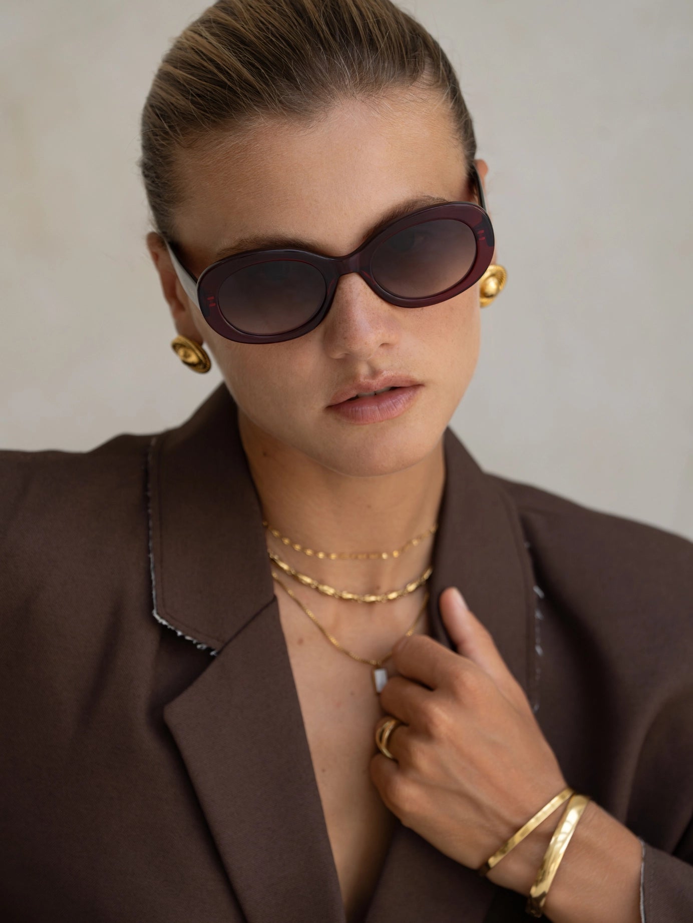 FREYRS Eyewear - Aria Acetate Oval Sunglasses: Dark Cherry