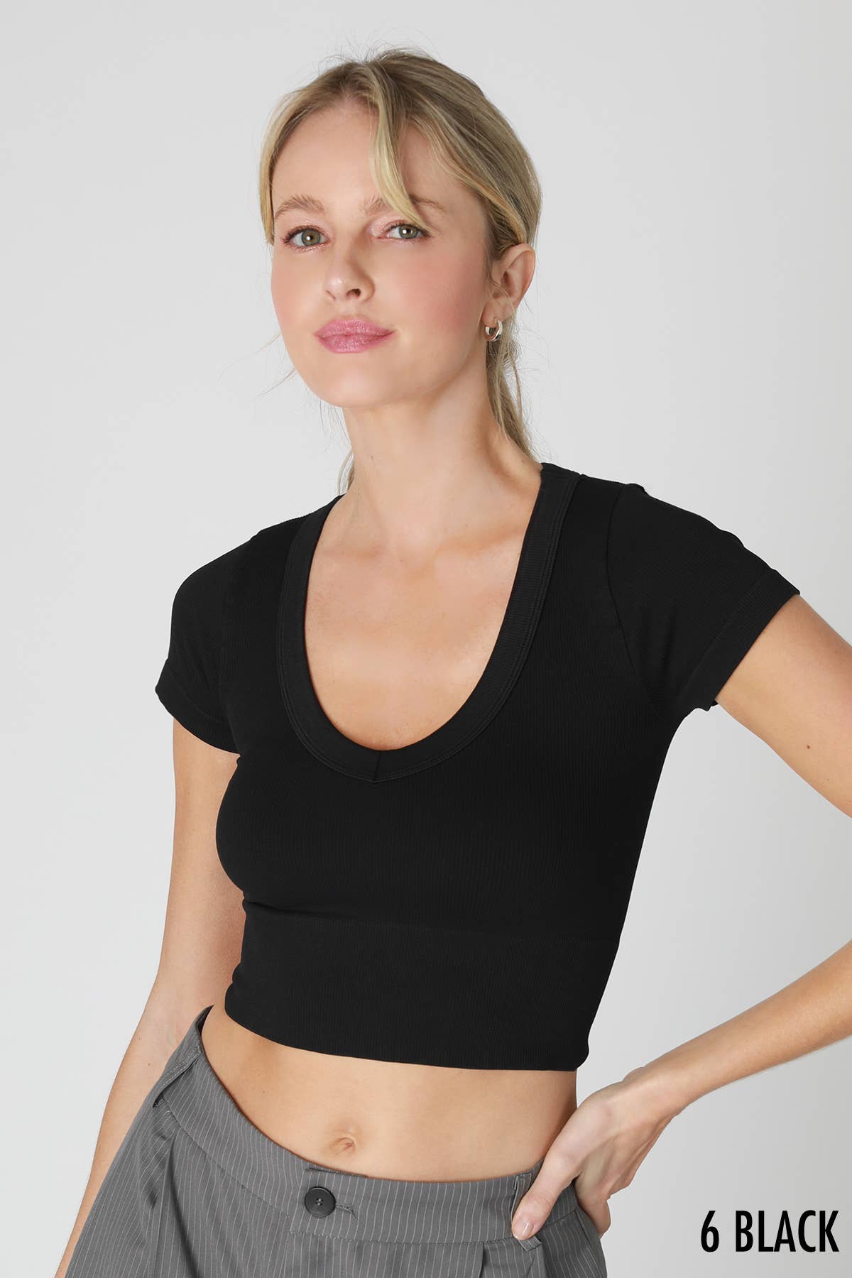 V NECK CROP TEE