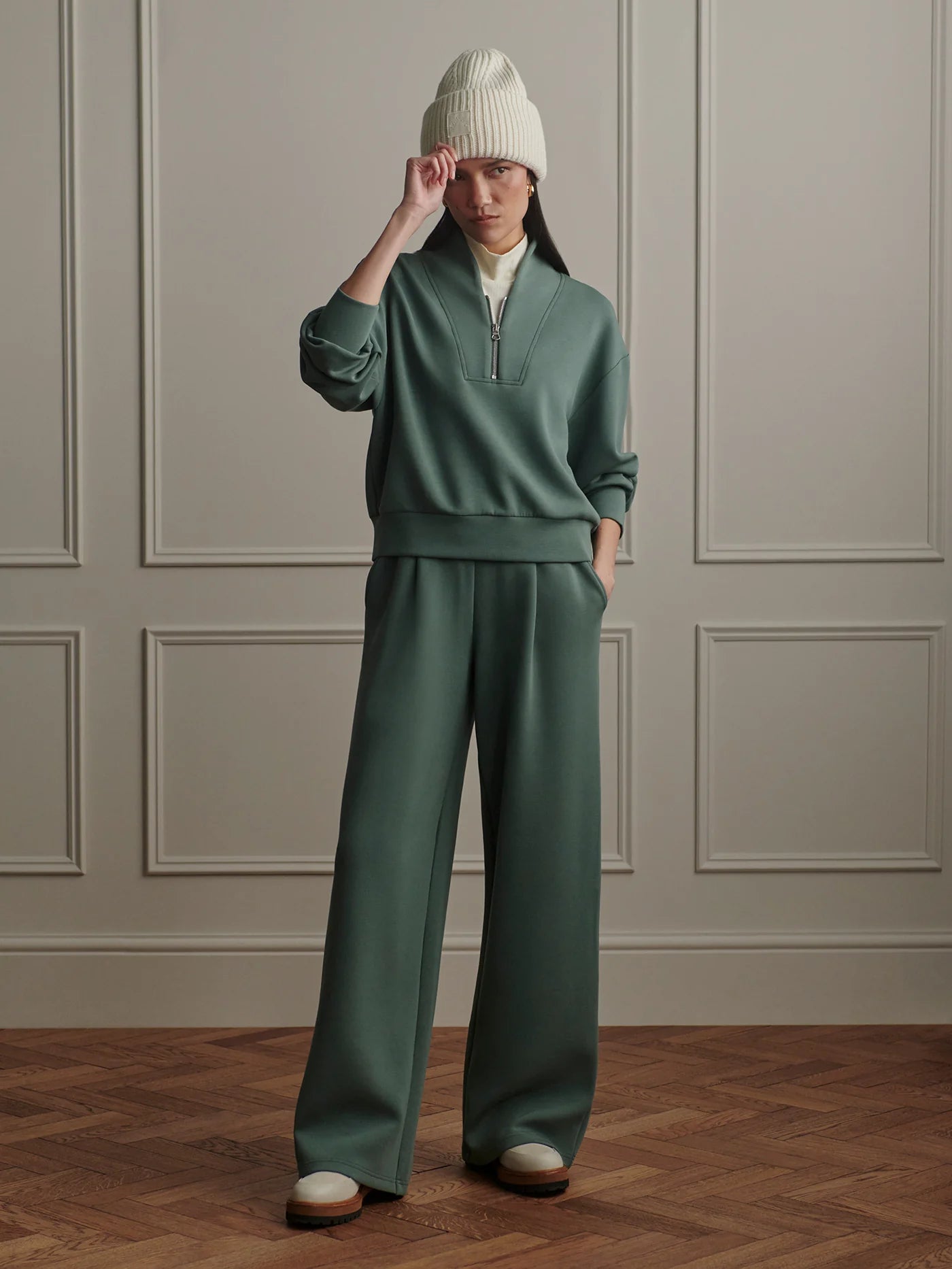 DAVIDSON DOUBLE SOFT SWEATSHIRT