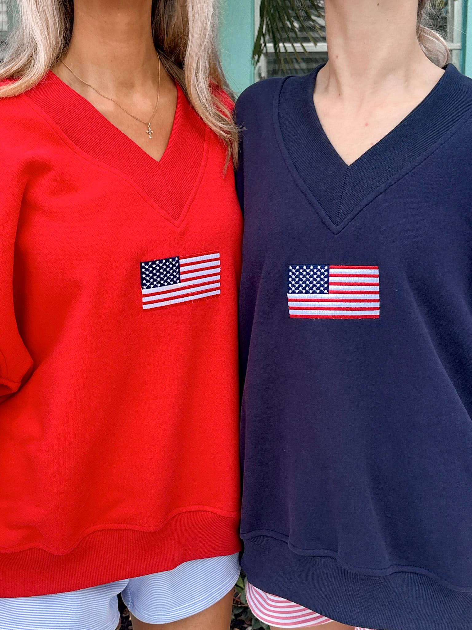 AMERICAN FLAG EMBROIDERED V-NECK SWEATSHIRT
