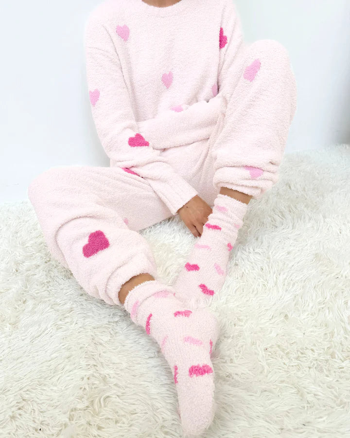 HEARTS FUZZY YARN SOCKS