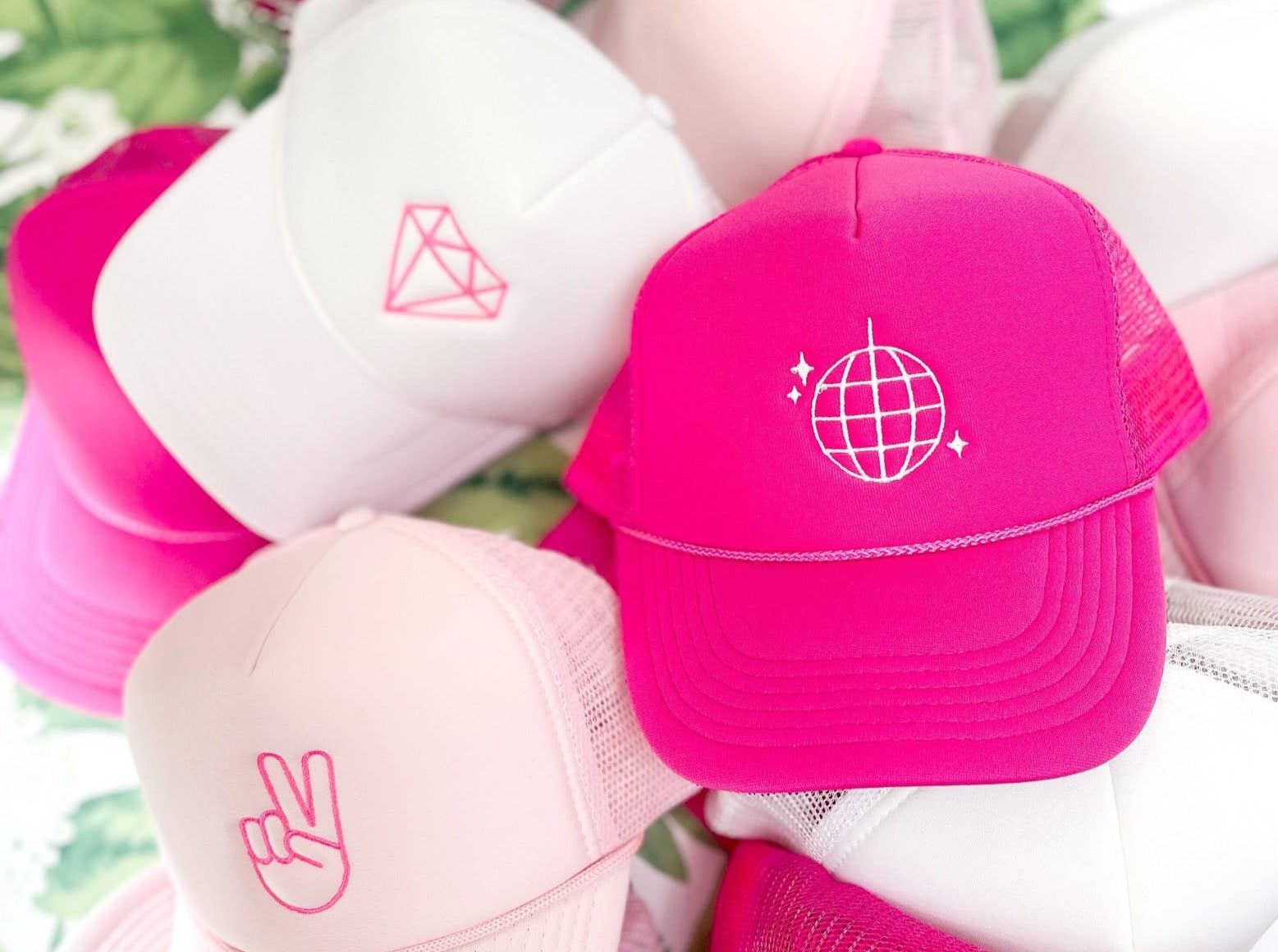 ICON TRUCKER HAT