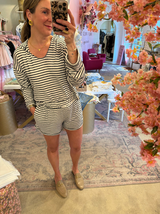 HOMETOWN STRIPE TERRY SHORTS