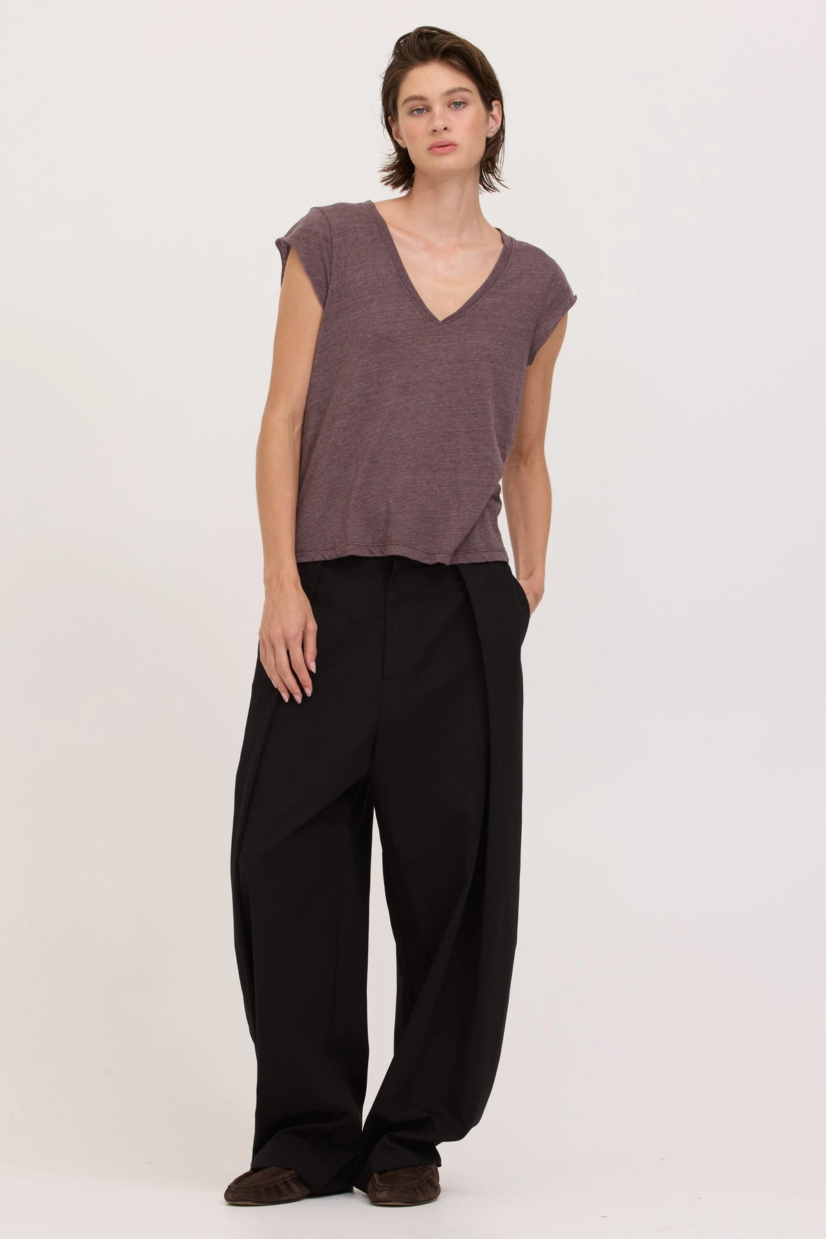 Canyon V Neck Tee