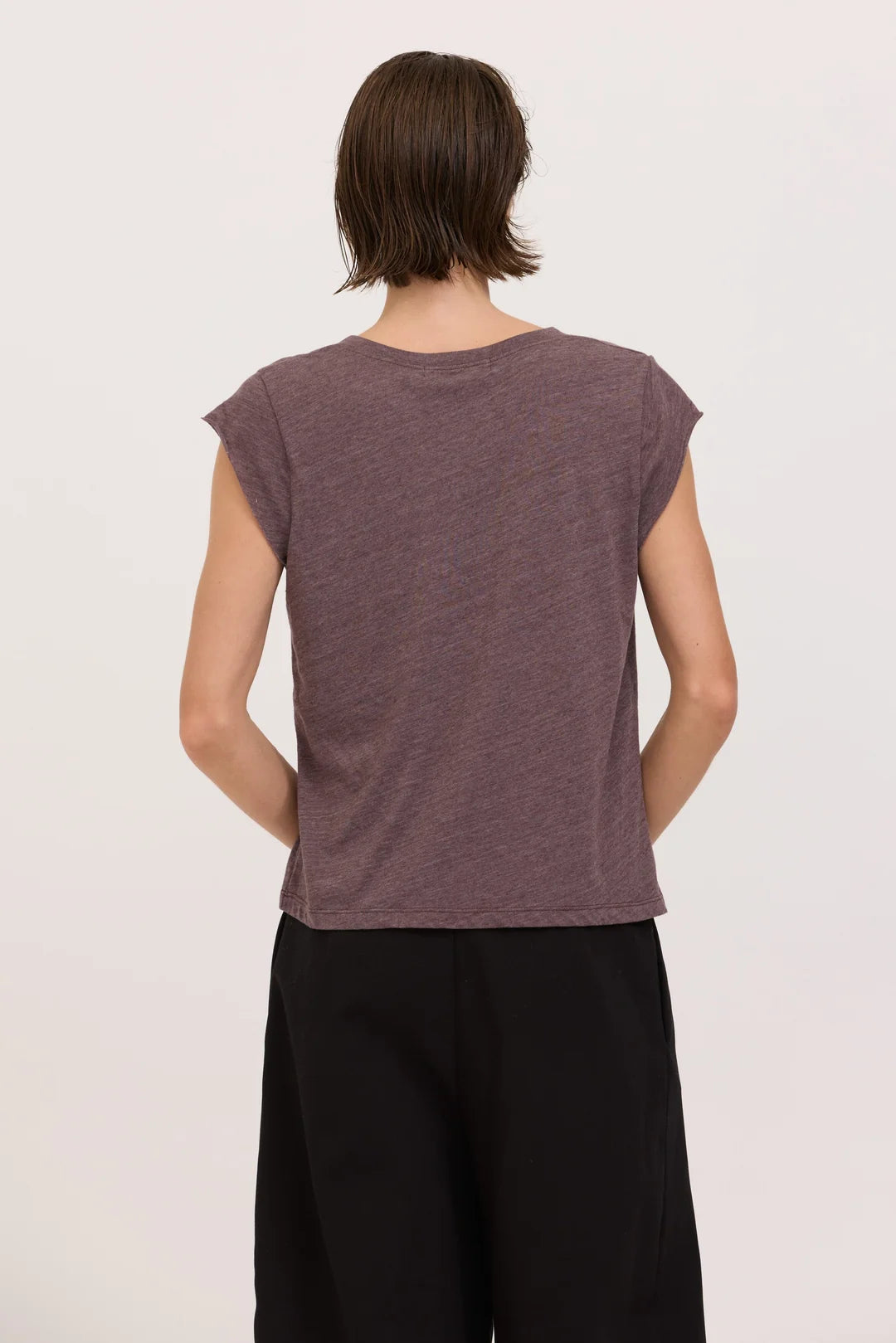 Canyon V Neck Tee