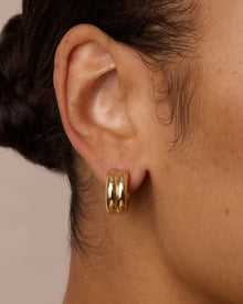  LOU STACKED HUGGIE EARRINGS