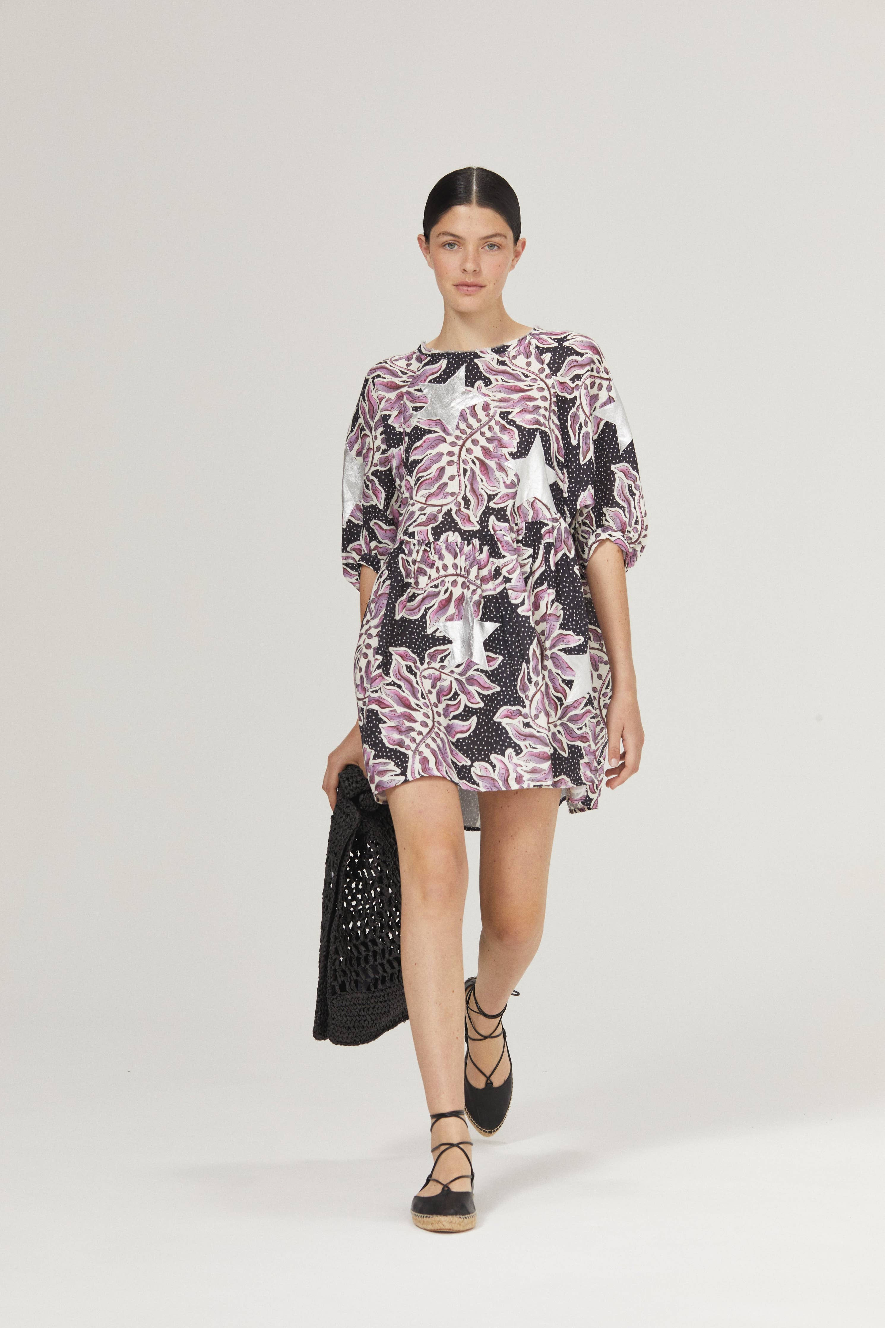 ALCALA LINEN DRESS in Lavender Sky with Silver Stars