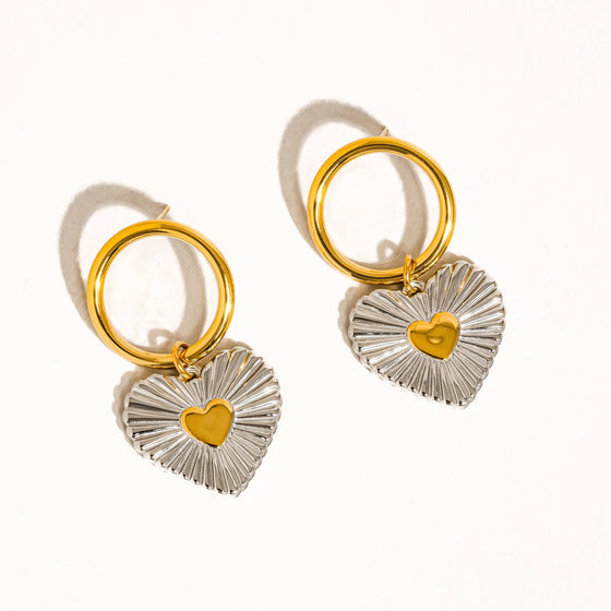 Annette 18K Gold Non-Tarnish Two Tone Heart Earring: mixed metal