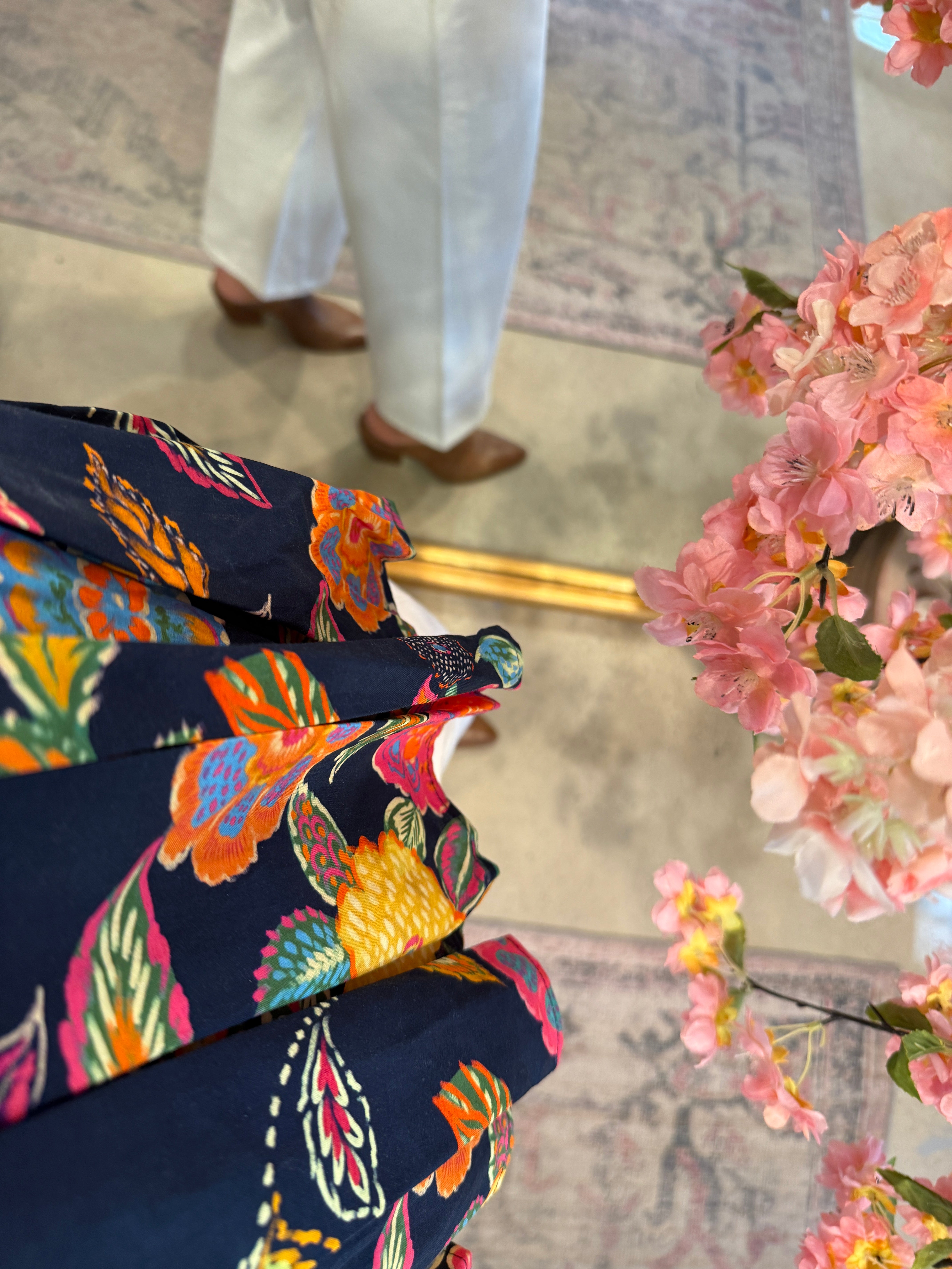 FLORAL PRINT PLEATED TOP