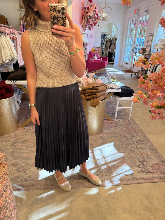 FULL OF CHARM PLEATED MIDI SKIRT