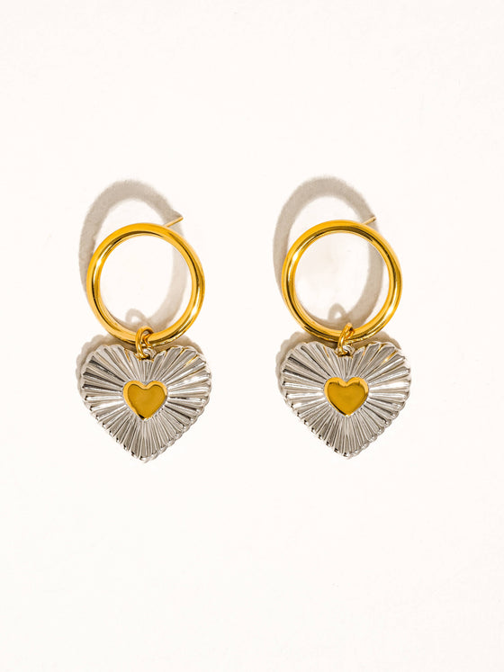 Annette 18K Gold Non-Tarnish Two Tone Heart Earring: mixed metal