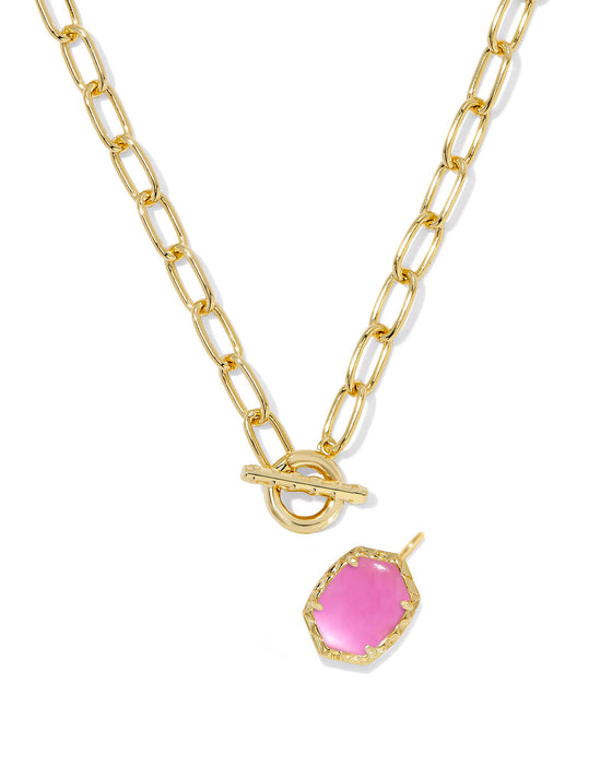 DAPHNE LINK GOLD CHAIN NECKLACE in azalea illusion