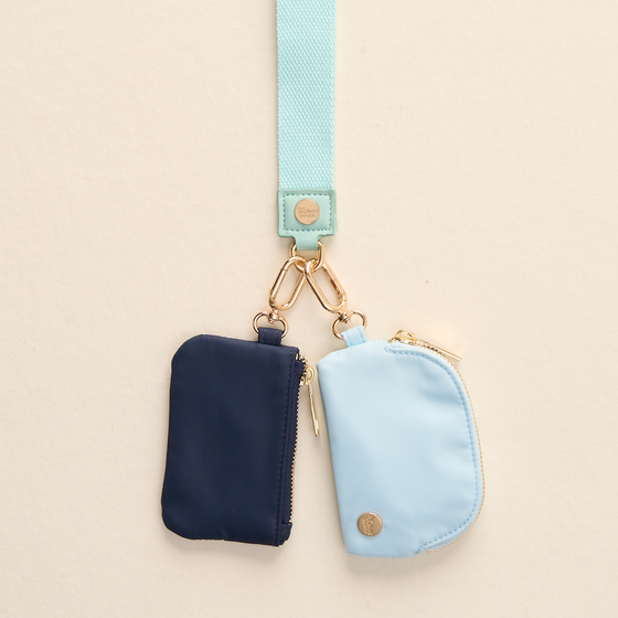 DYNAMIC DUO POUCH WRISTLET- aqua
