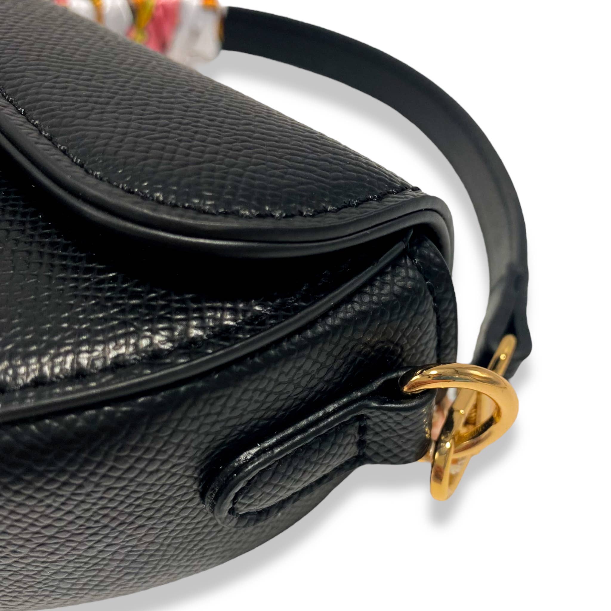 Doe a Dear -Saddle Purse w/ Scarf
