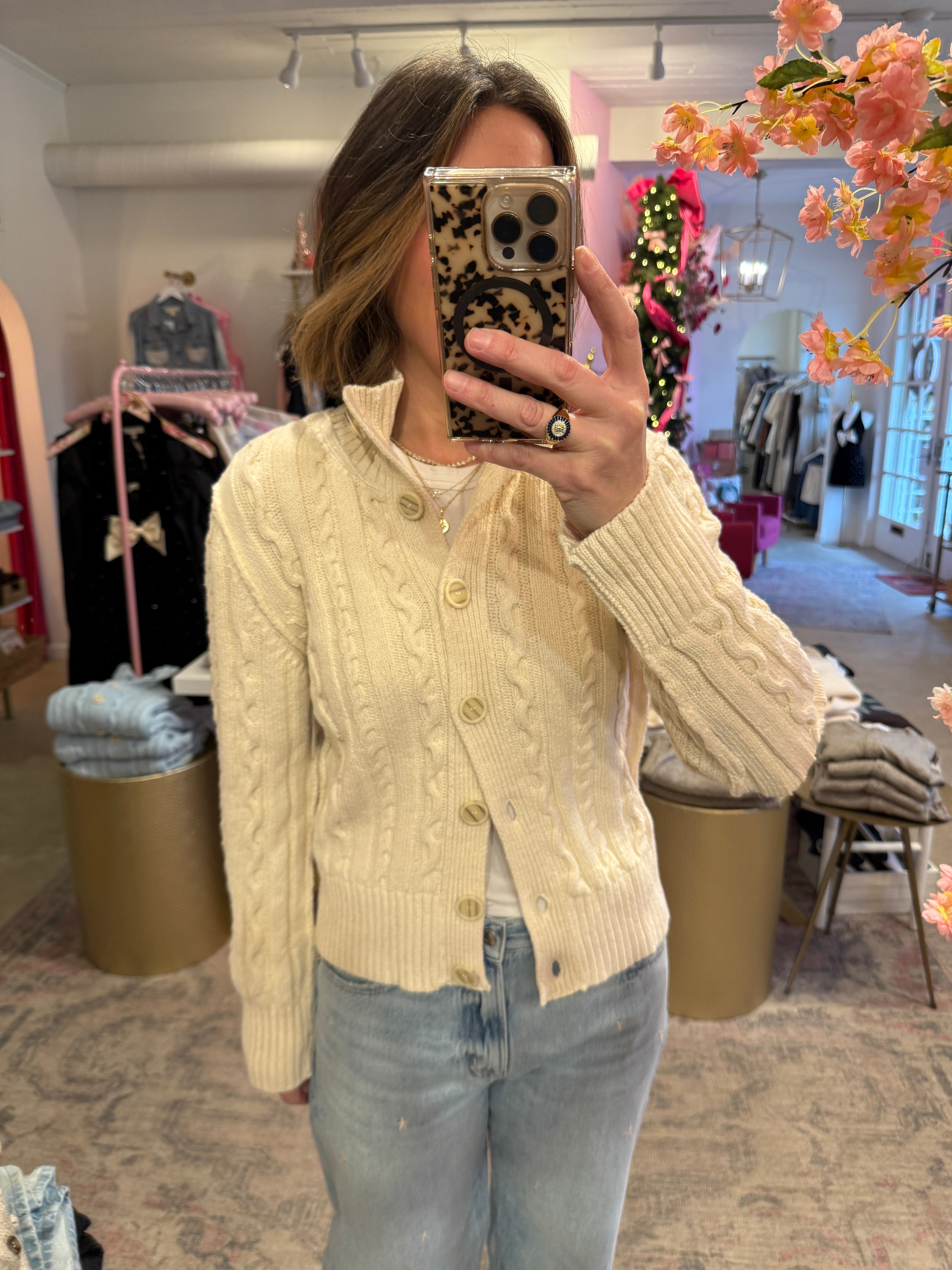 CABLE COLLAR CARDIGAN