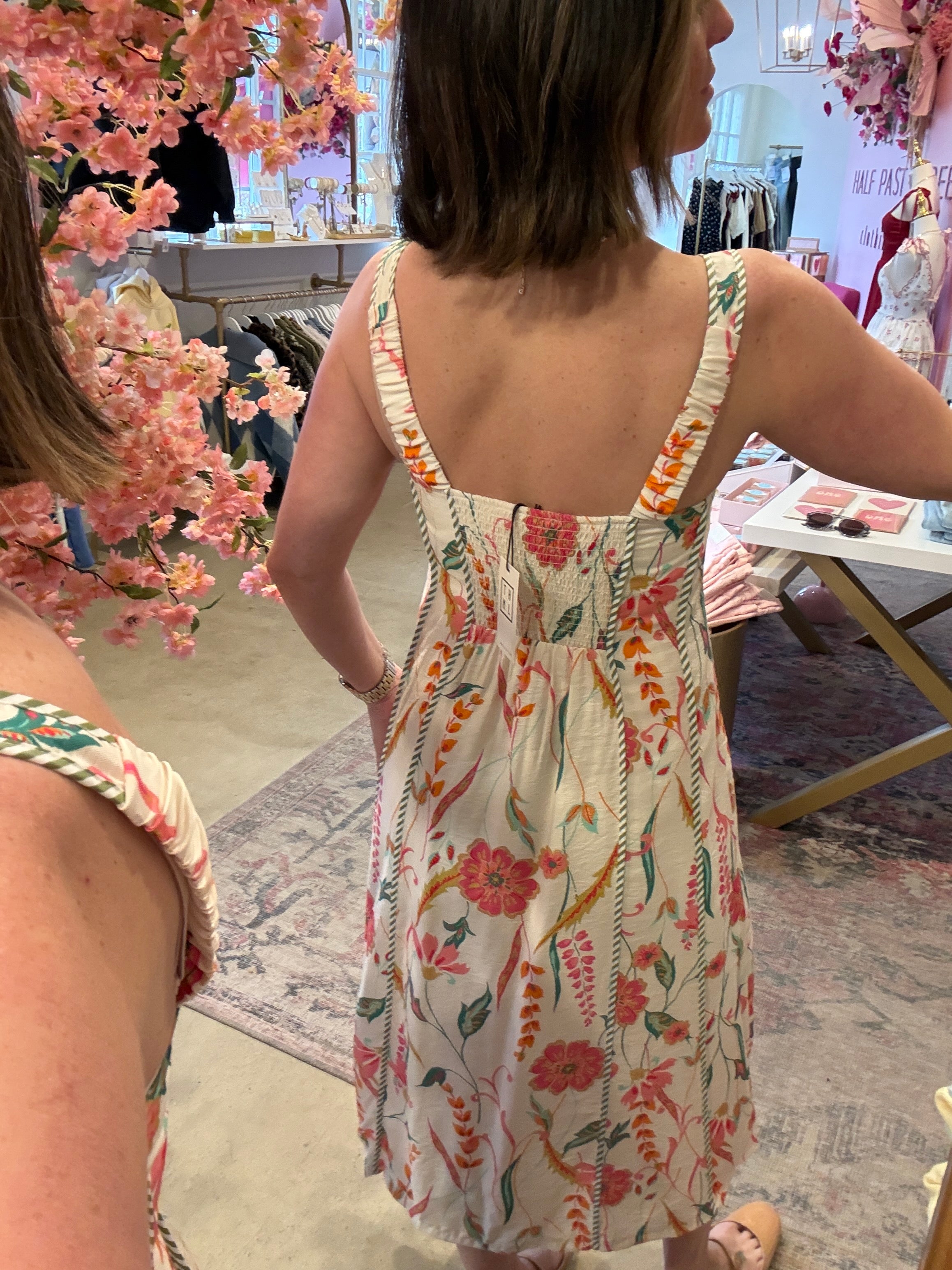 ELASTIC STRAP FLORAL PATTERN DRESS