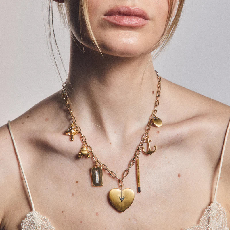 HART Silver Lurex Necklace w/ arrow heart gold charm