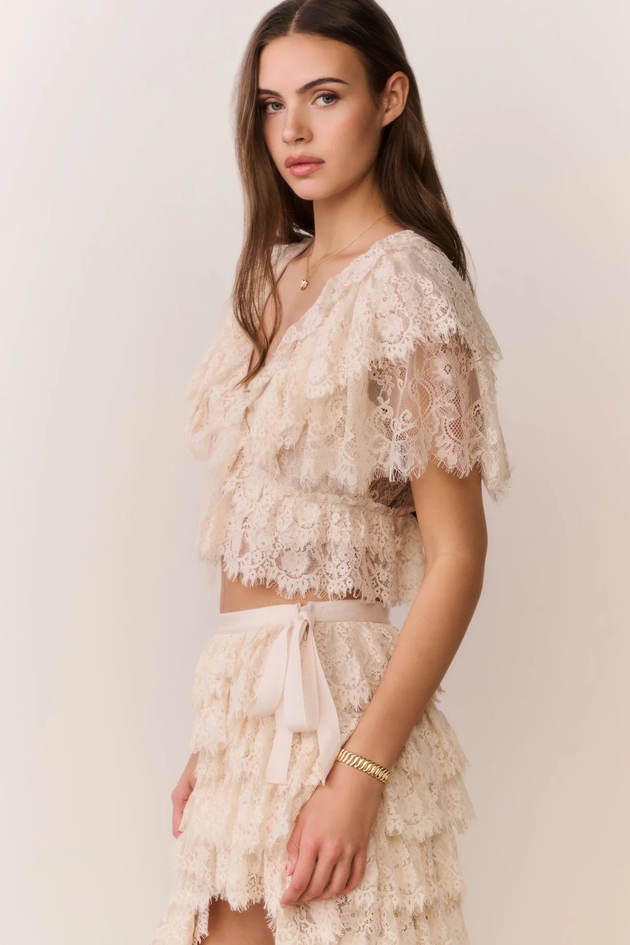 CAPER LACE TOP