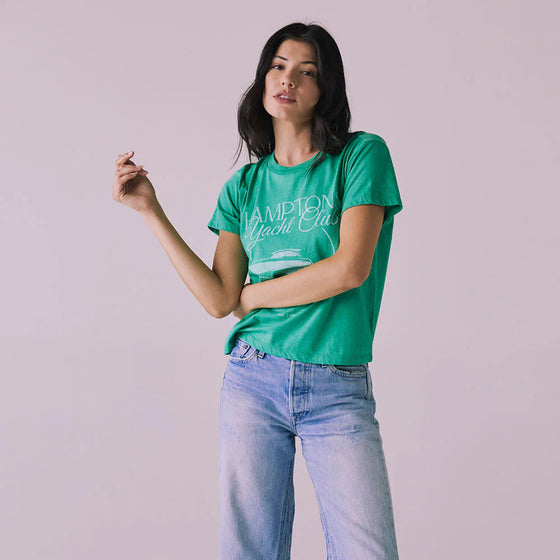 HAMPTONS YACHT CLUB CREWNECK TEE