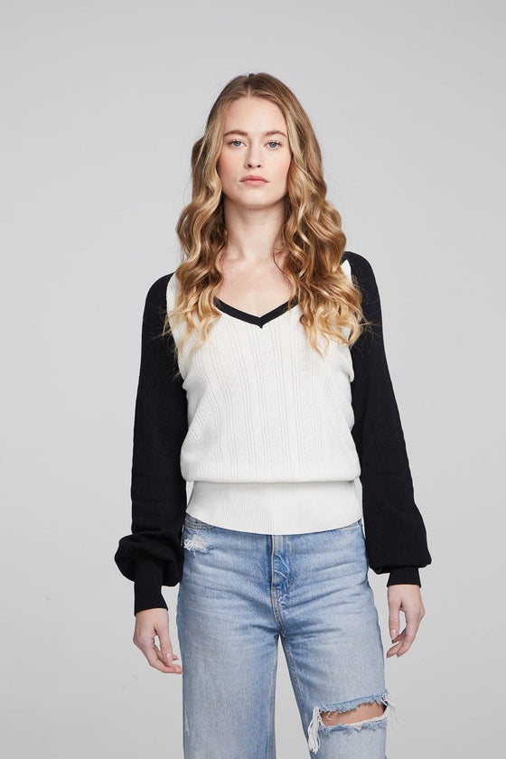 BLACK HEART + WHITE STAR LONG SLEEVE TOP