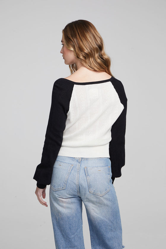 BLACK HEART + WHITE STAR LONG SLEEVE TOP