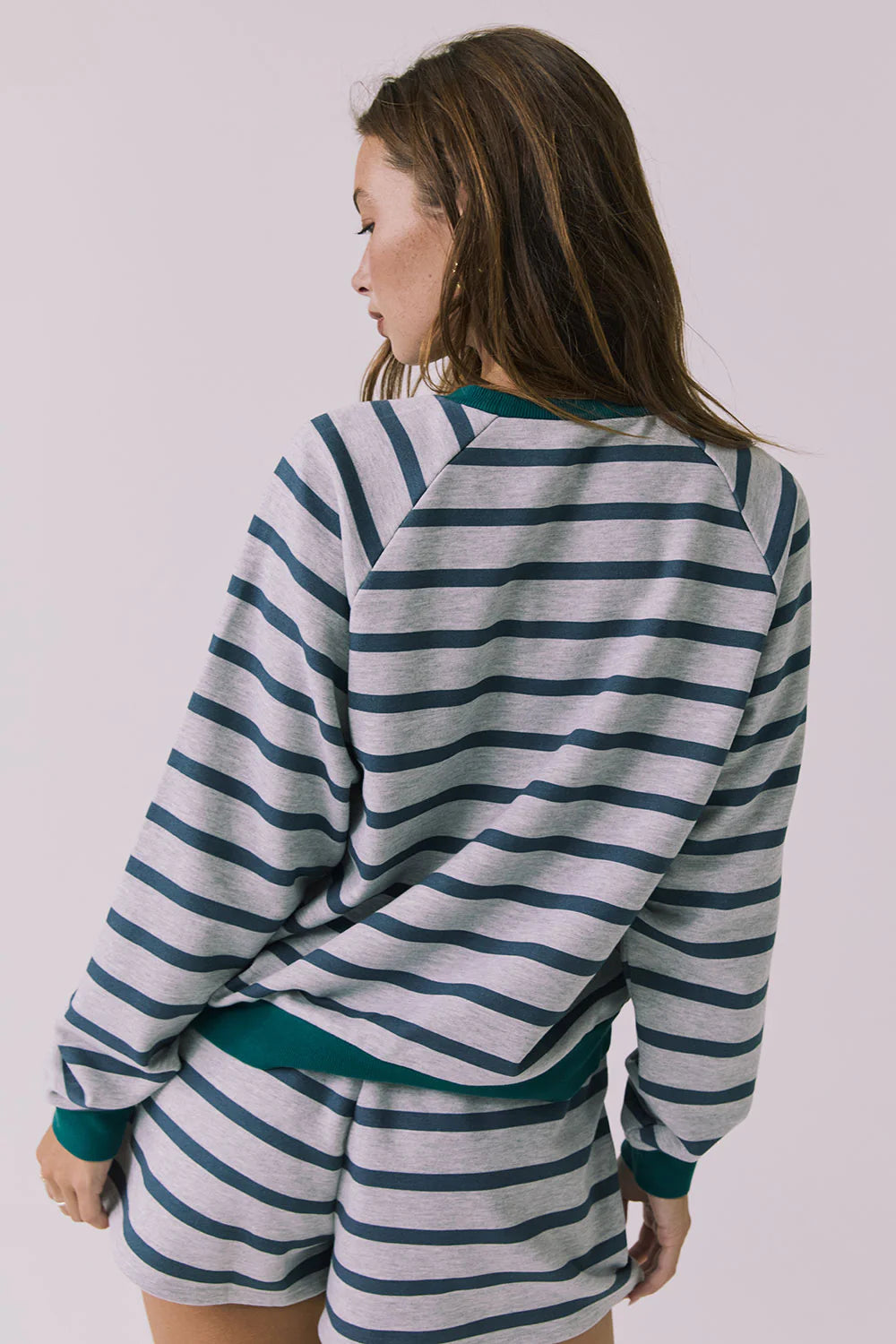 RESORT STRIPE SWEATSHIRT