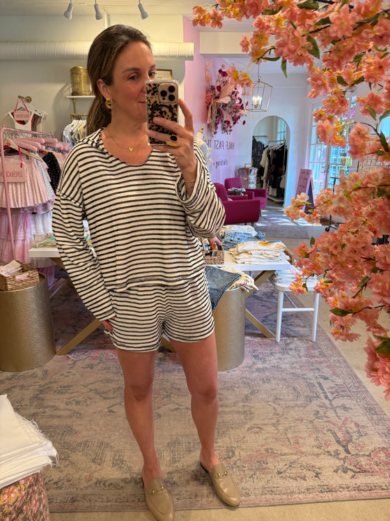 HOMETOWN STRIPE TERRY SHORTS