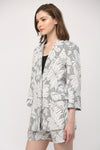 LEAF PRINTED CHIC BLAZER