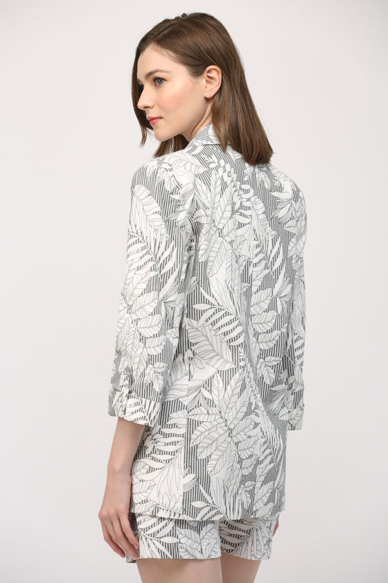 LEAF PRINTED CHIC BLAZER