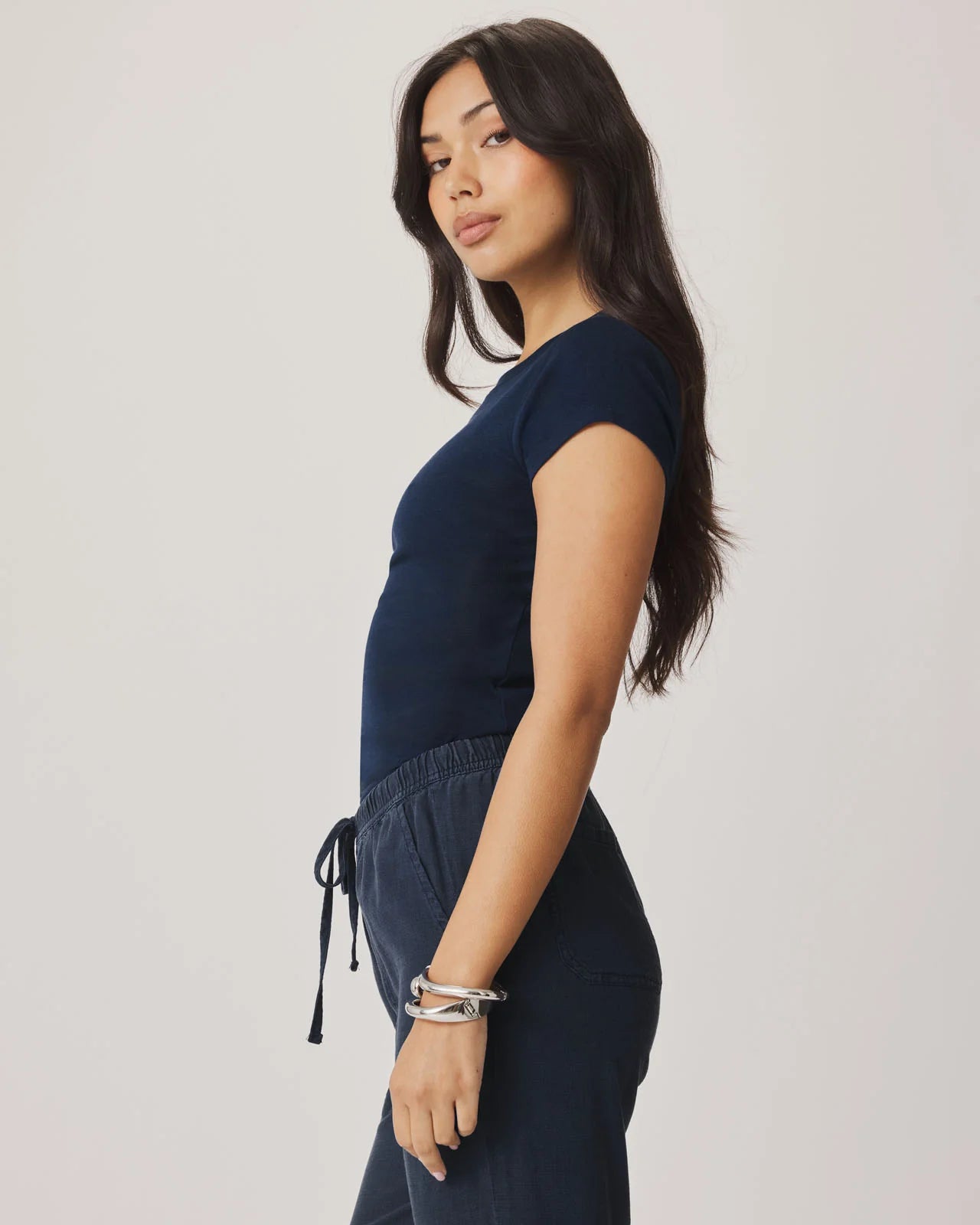 JOSIE STRETCH CREWNECK TEE