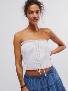  WISTFUL DAYDREAM DELICATE TOP