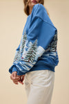 ALPINE SKI SCENE OVERSIZED SWEATSHIRT