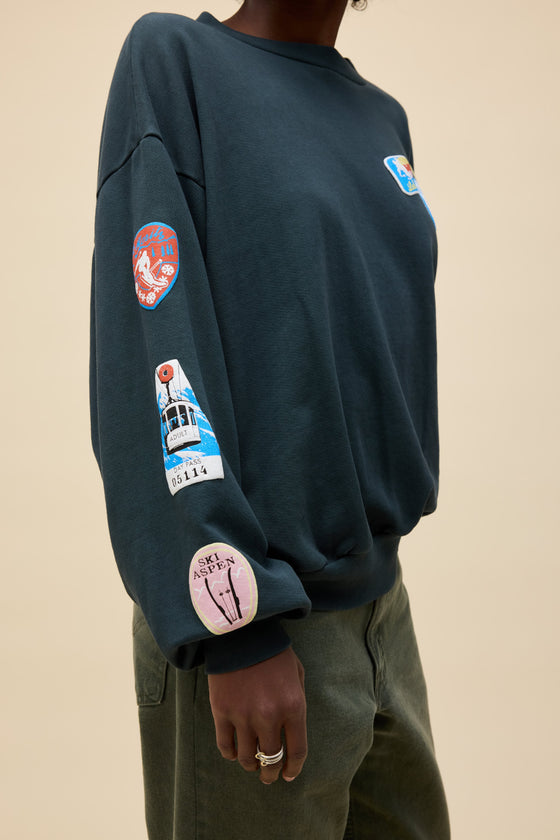 SKI PATCH + PASS COLLECTOR CREW NECK SWEATSHIRT