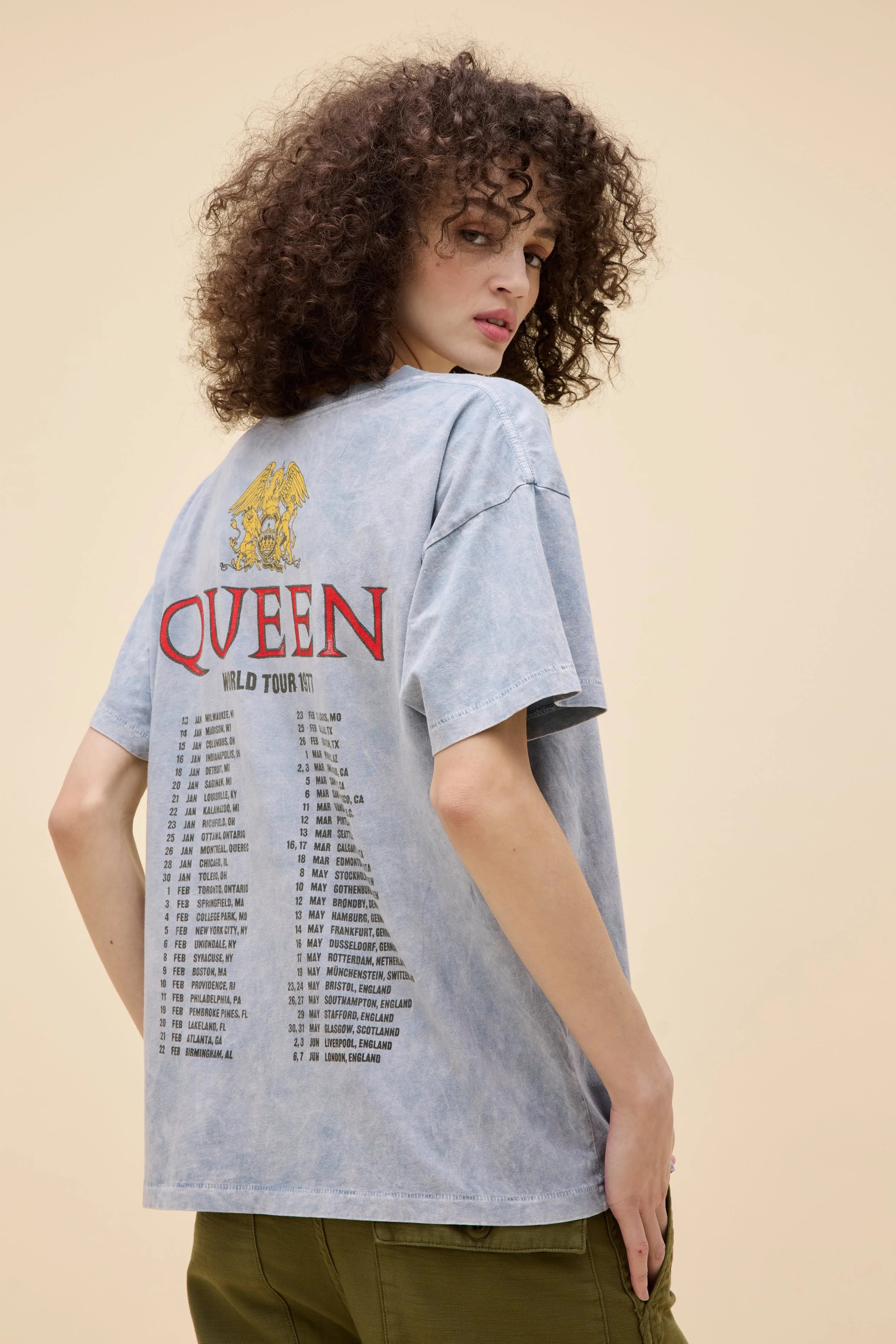 QUEEN WORLD TOUR 1977 MERCH TEE
