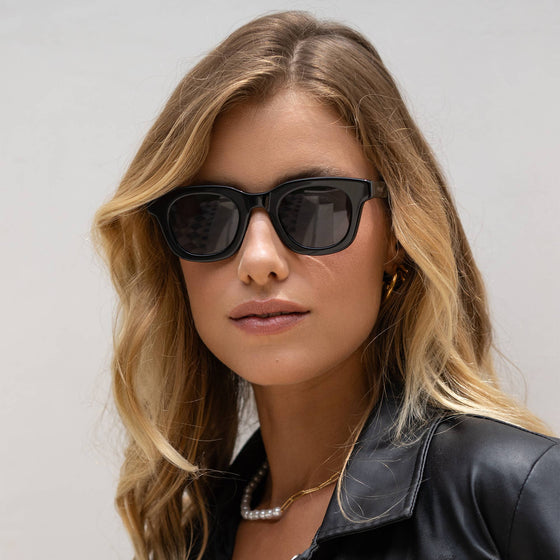 FREYRS Eyewear - Deni Acetate Round Sunglasses: Black