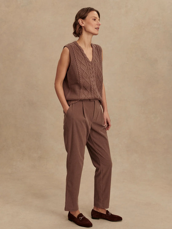 KAY CABLE KNIT VEST