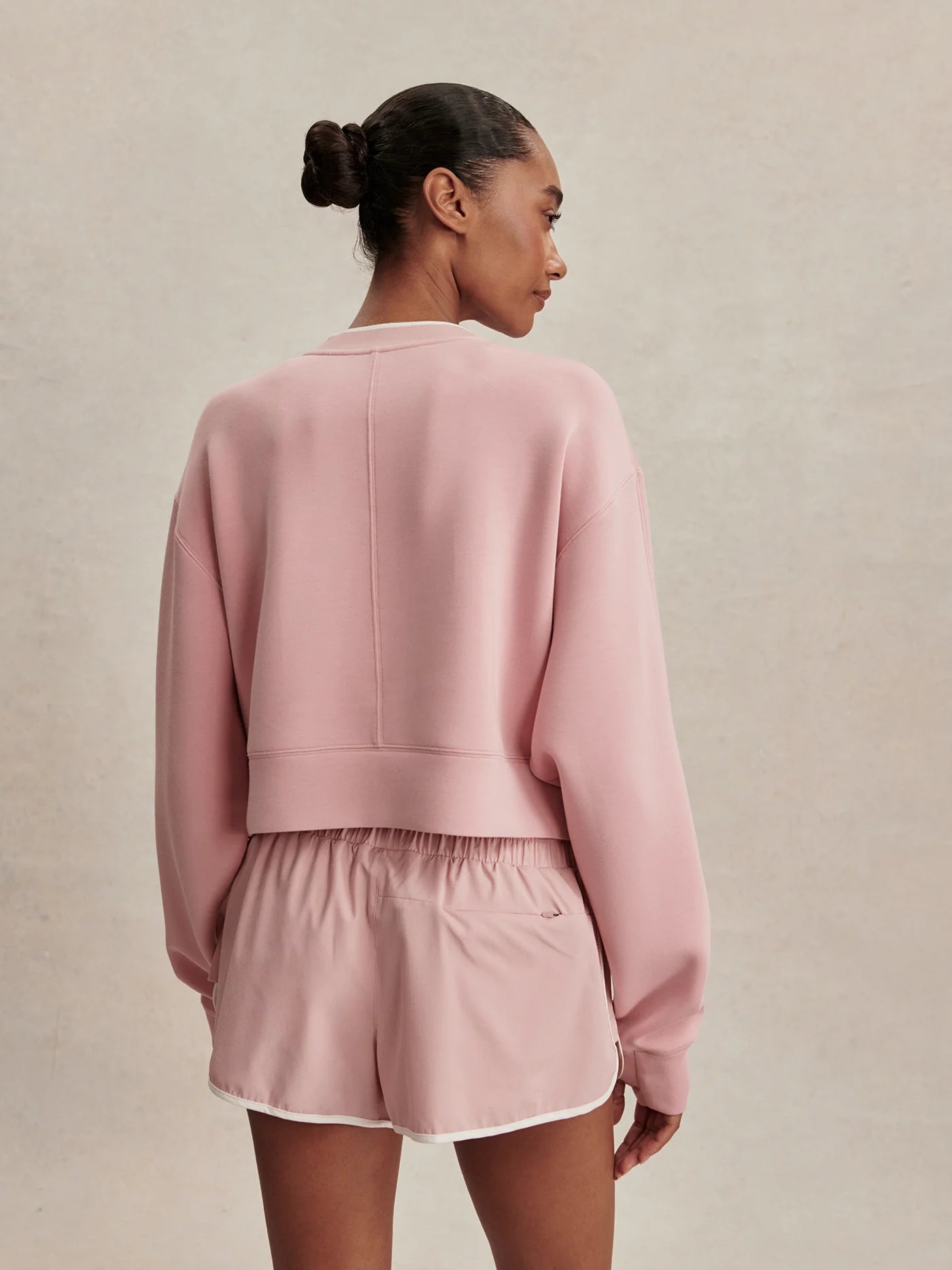 TASMIN CROPPED SWEATSHIRT