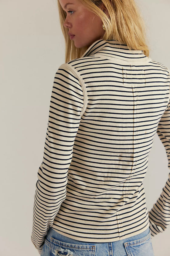 LAKE STRIPE HENLEY TEE